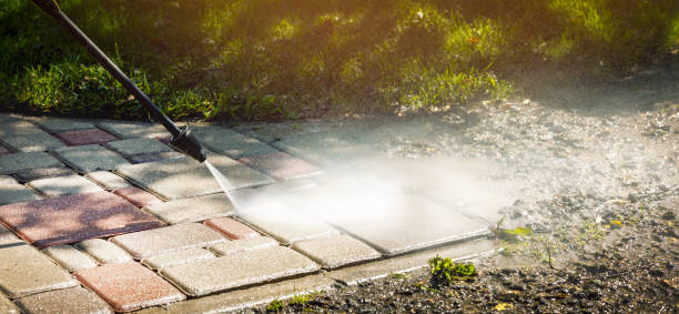 Best Factory Floor Cleaning  in North Eagle Butte, SD